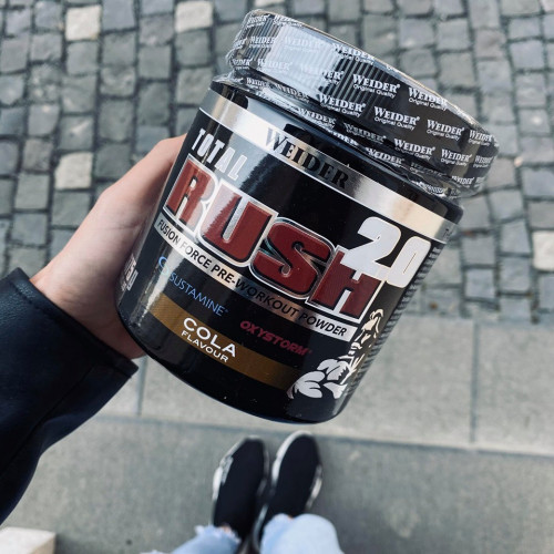 Weider Total Rush 2.0 predtréningovka, 375 g, cola cola 