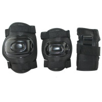 H108 ČERNÁ SOUPRAVA CHRÁNIČŮ NILS EXTREME